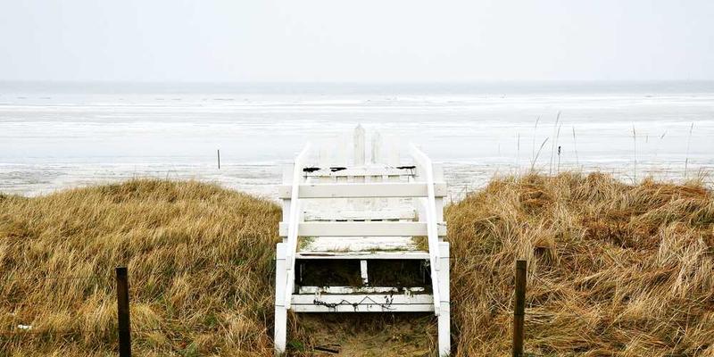想象把人生中所有“等待”的时间抽取出来,能拼合成一个多长的独立时间段