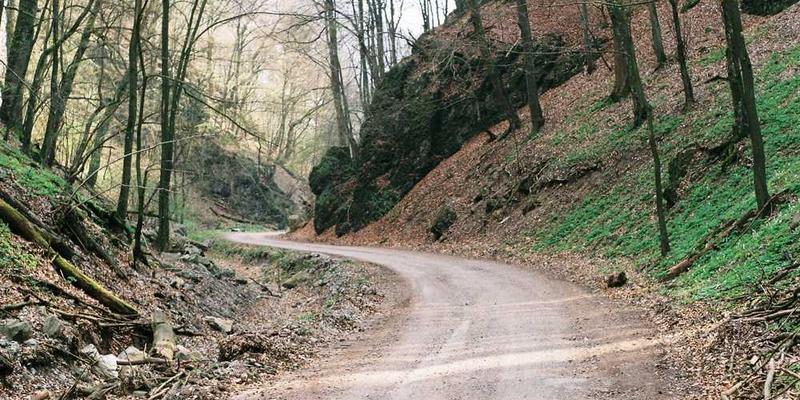 假设我的鞋子能留下可见的、一小时后消失的“情绪路径”